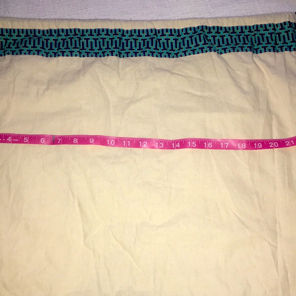 Tory Burch X-tra Large Linen Dust Cover